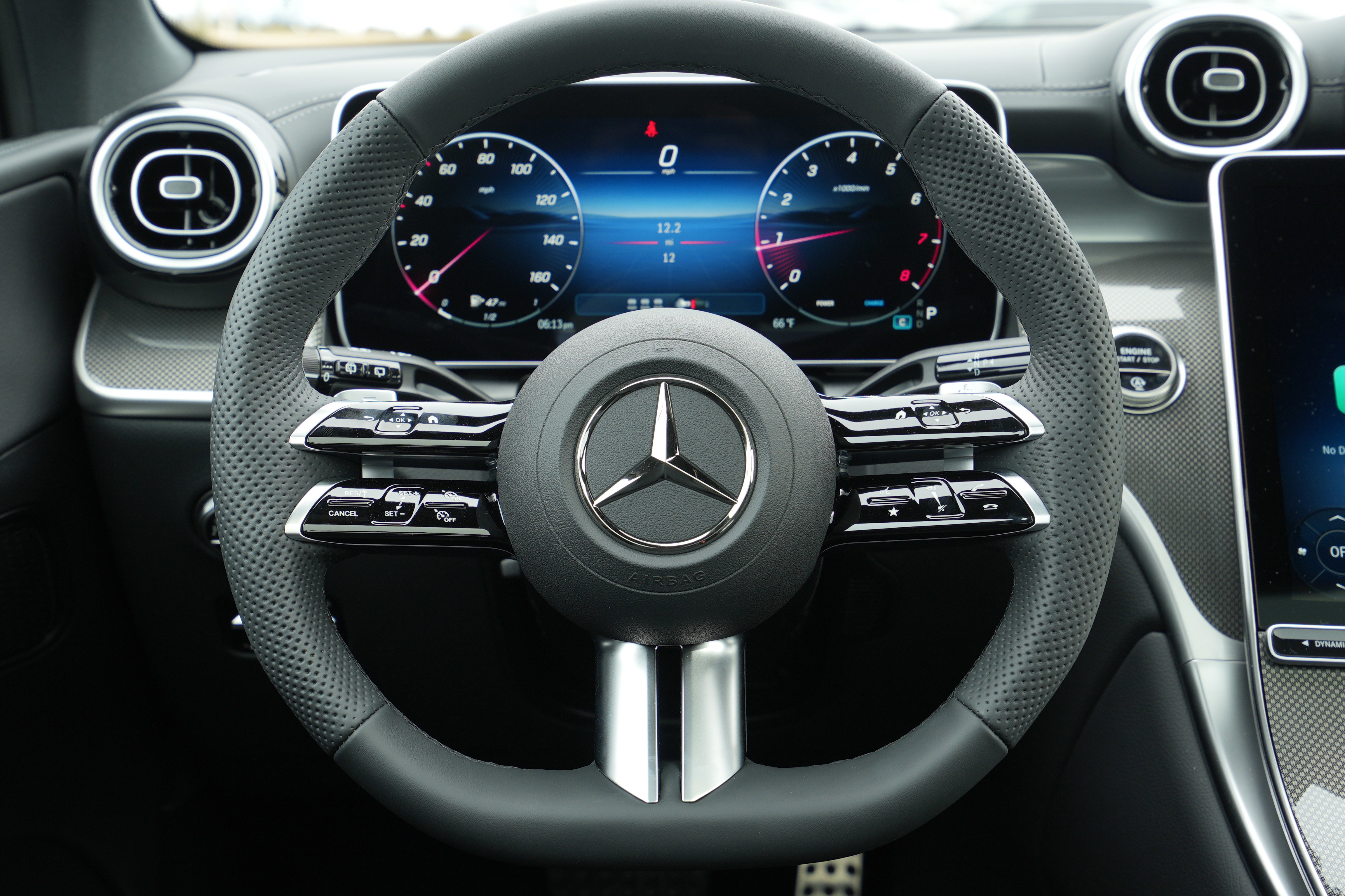 New 2026 Mercedes-Benz GLC 300 4MATIC image 21