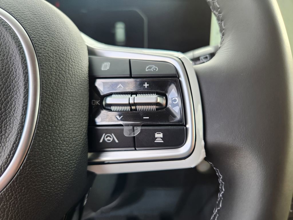 New 2026 Kia Carnival SX image 16