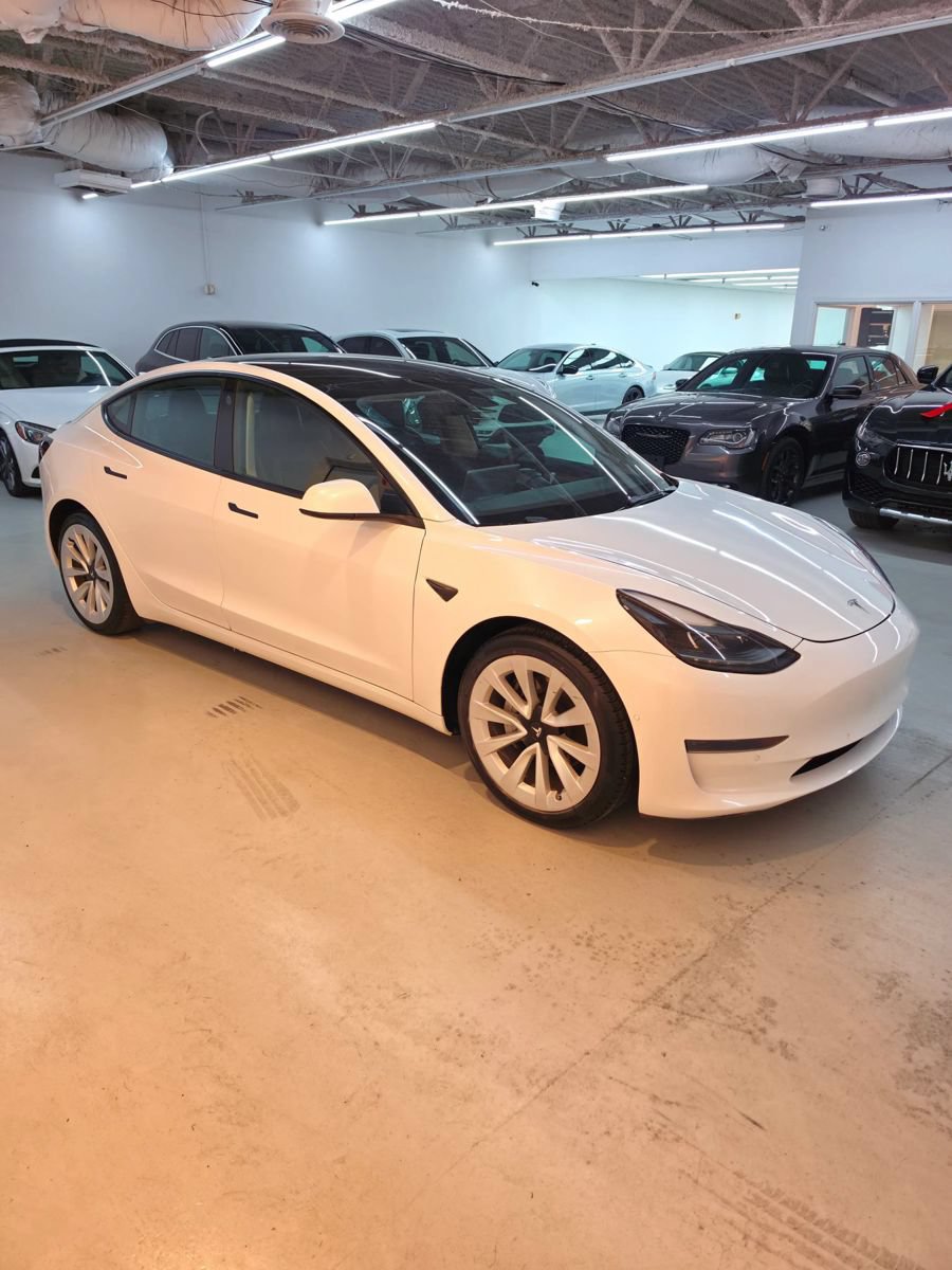 Used 2022 Tesla Model 3 RWD image 8