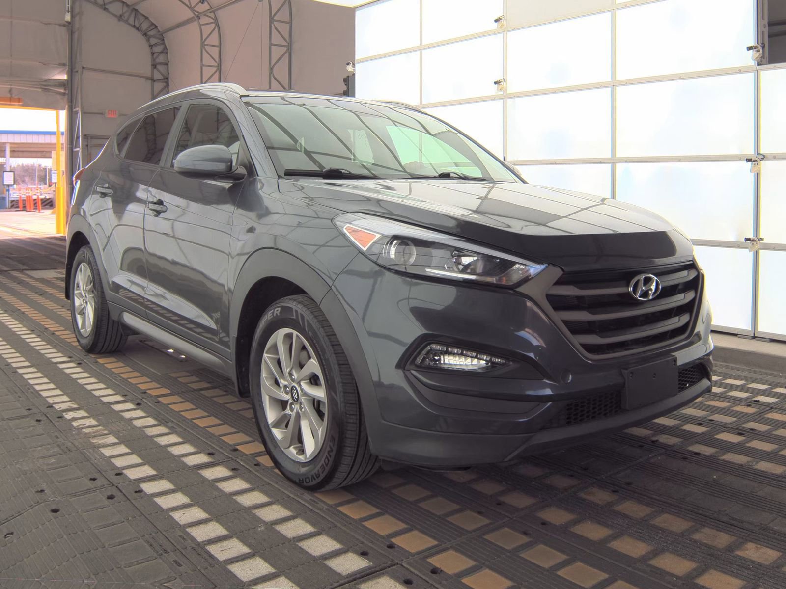 Used 2016 Hyundai Tucson SE w/ Option Group 02 FWD image 4