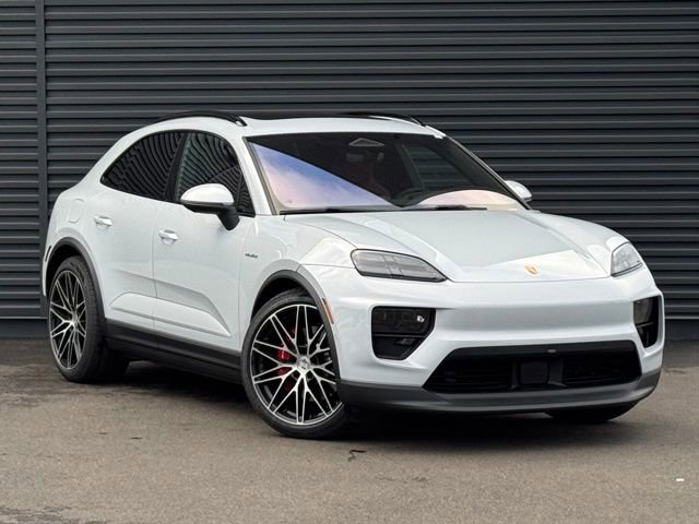 New 2025 Porsche Macan 4S Electric image 9