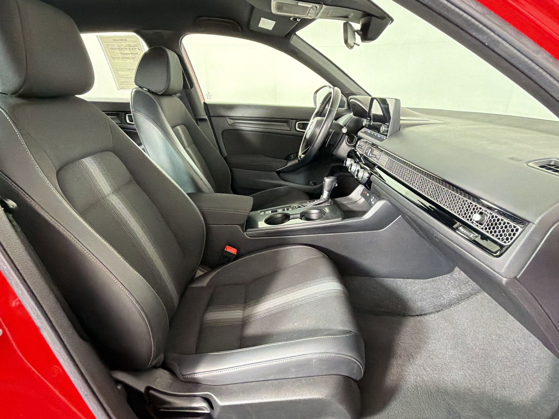 Used 2023 Honda Civic Sport image 28