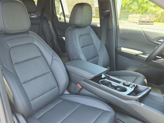 New 2026 Chevrolet Equinox LT w/ Convenience Package II AWD/4WD image 14