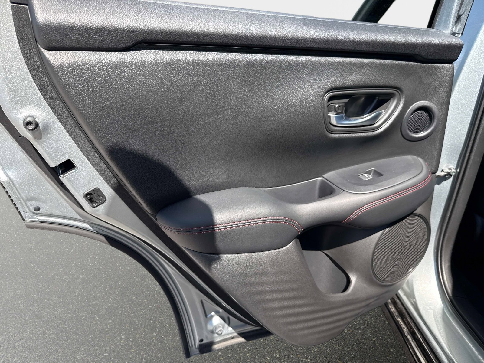 Certified 2025 Acura ADX A-Spec image 11