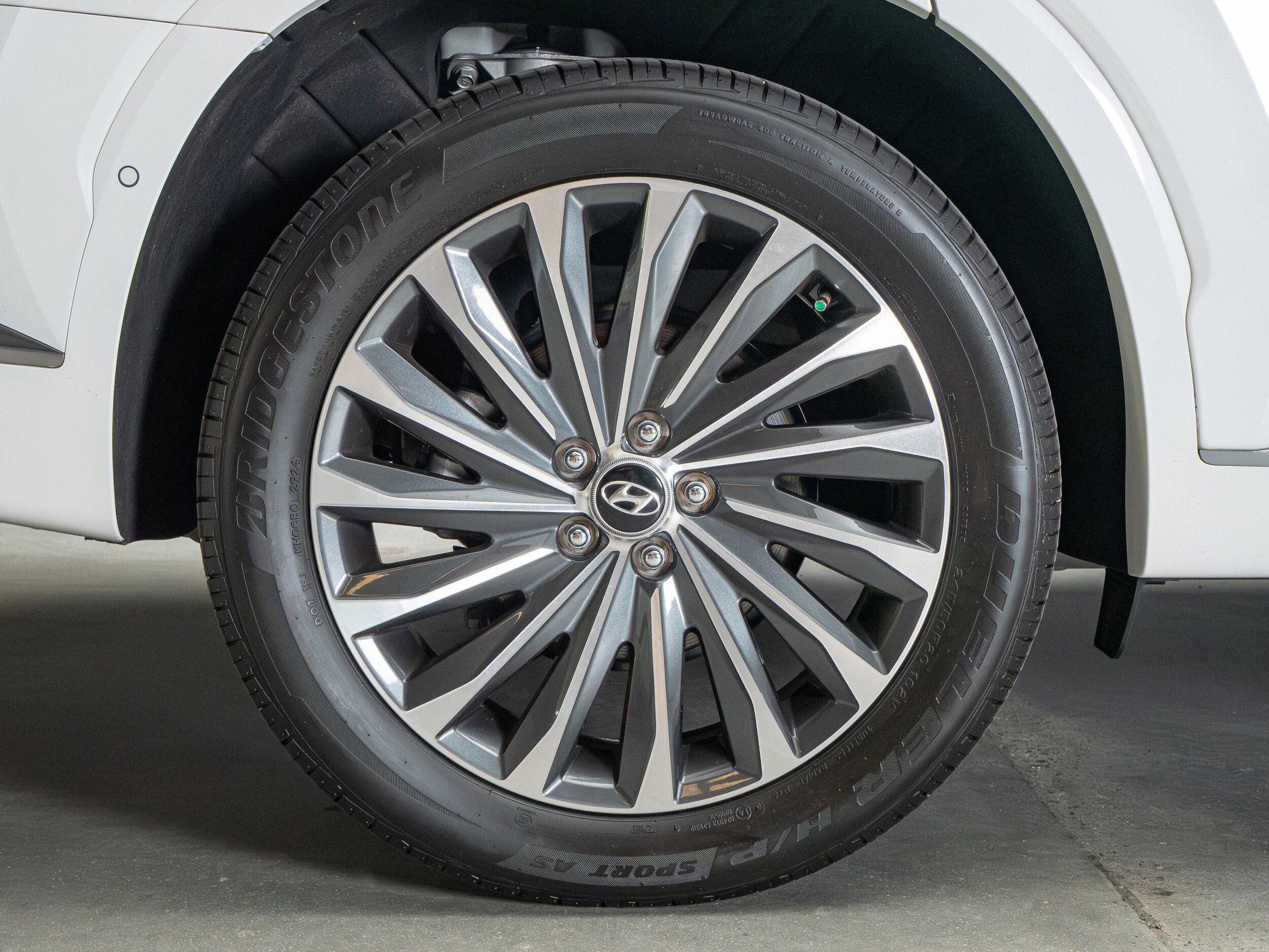 Used 2024 Hyundai Palisade Calligraphy AWD/4WD image 15