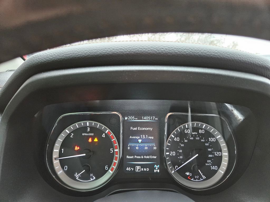 Used 2017 Nissan Titan SL w/ Chrome Package image 11