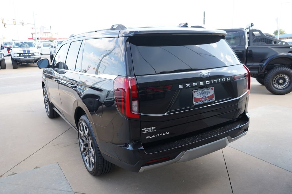 New 2025 Ford Expedition Platinum w/ Platinum Ultimate Package AWD/4WD image 9