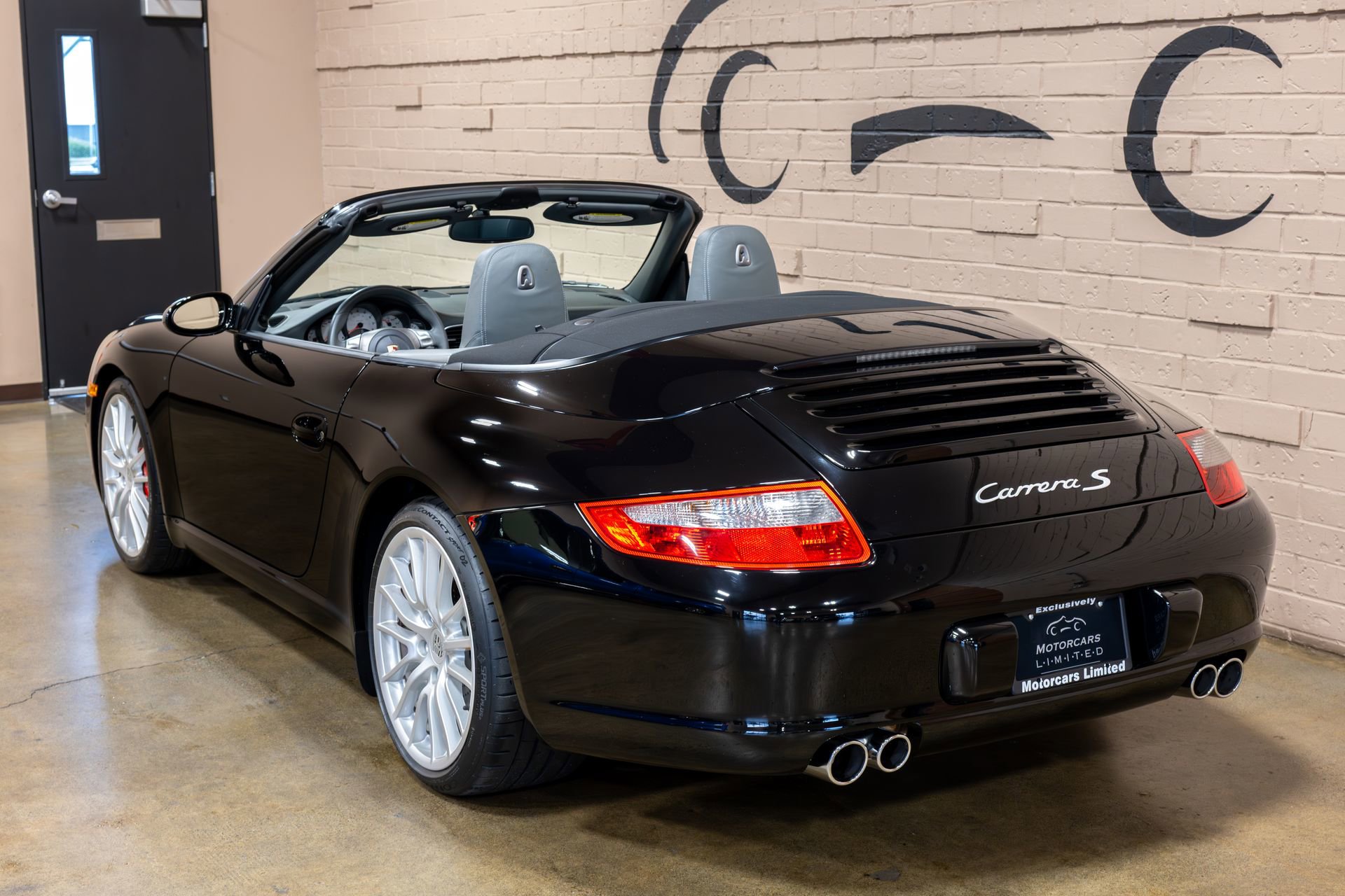 Used 2006 Porsche 911 Carrera S image 9