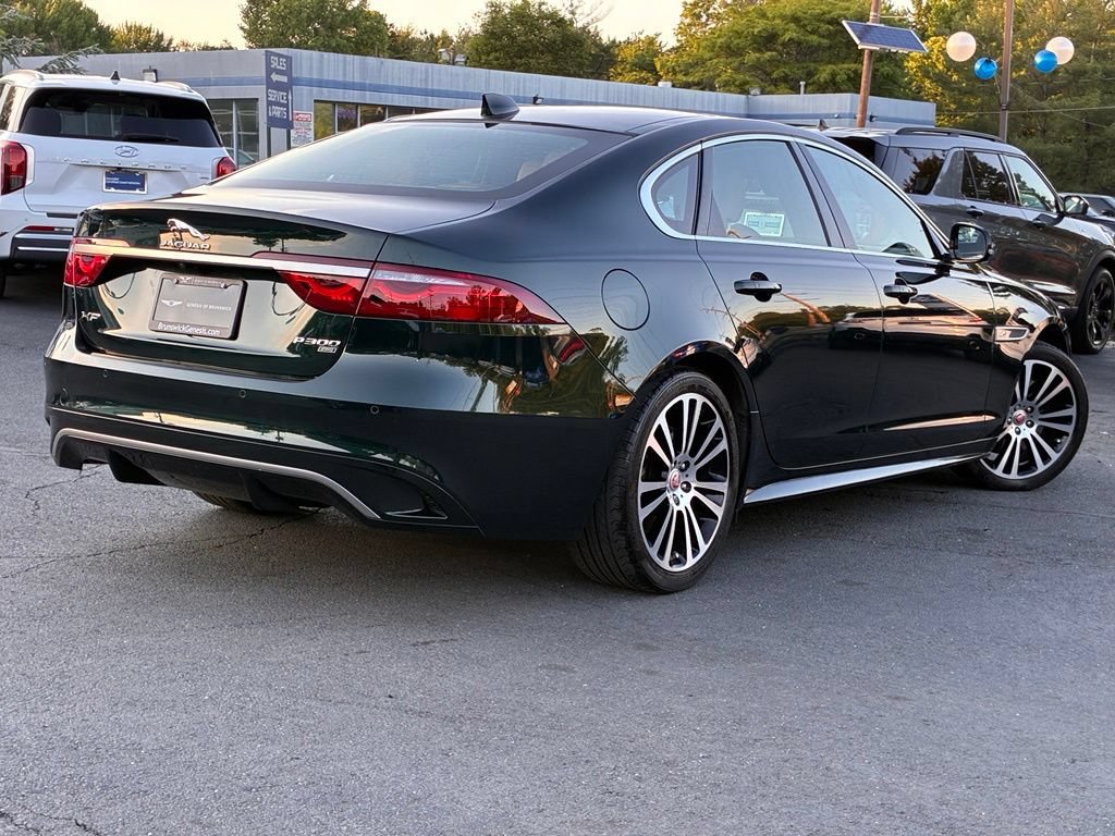 Used 2022 Jaguar XF R-Dynamic SE AWD/4WD image 58