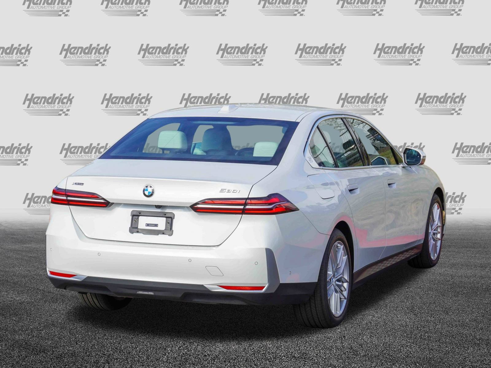 Certified 2025 BMW 530i xDrive image 8