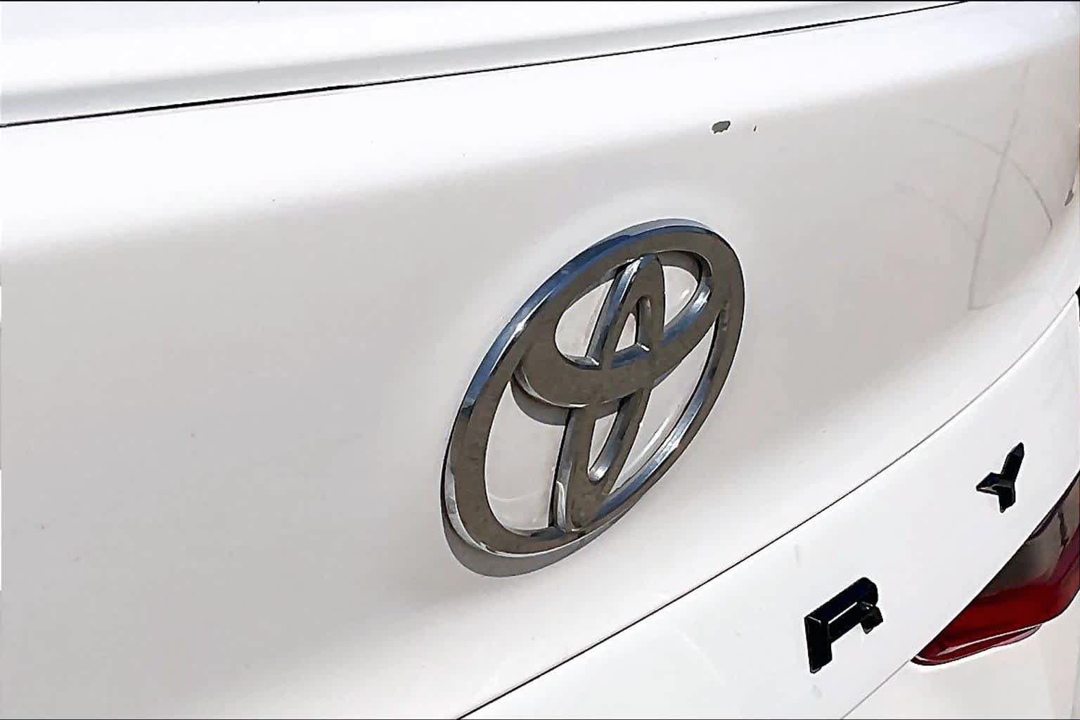 Used 2025 Toyota Camry SE FWD image 60
