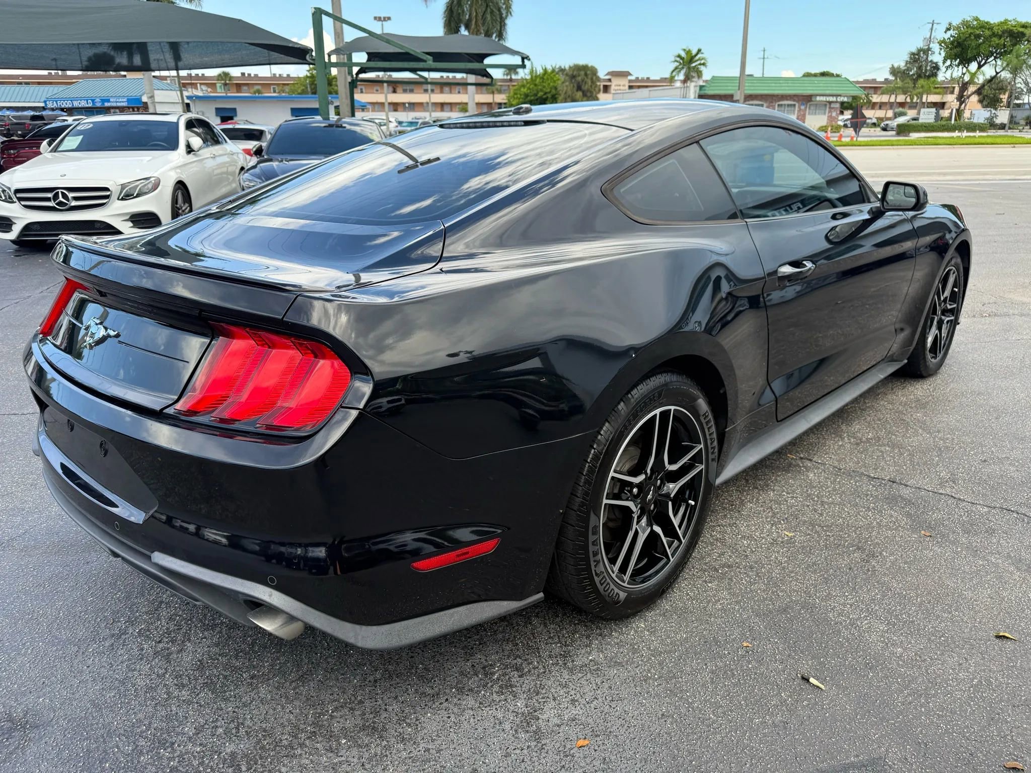 Used 2020 Ford Mustang Coupe w/ Equipment Group 101A image 7