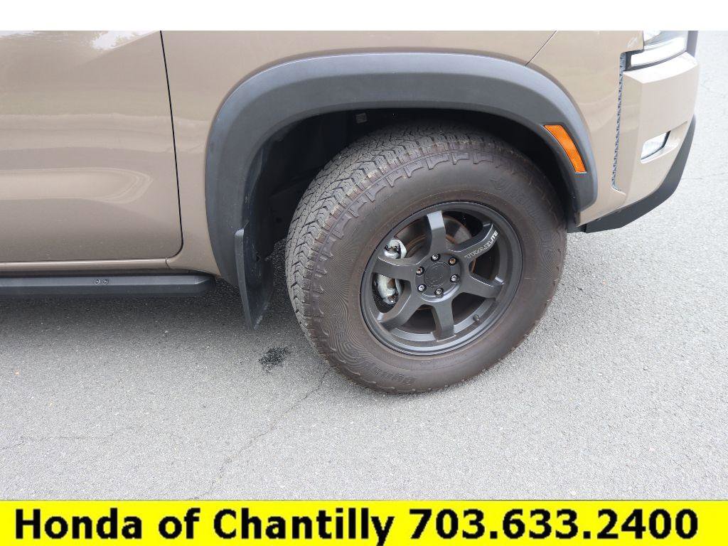 Used 2023 Nissan Frontier PRO-4X w/ Technology Package image 32