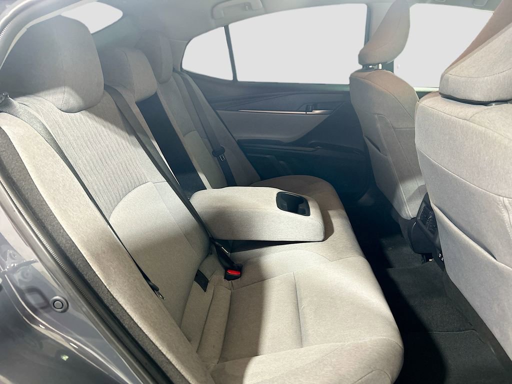 Used 2025 Toyota Camry LE w/ Convenience Package FWD image 23