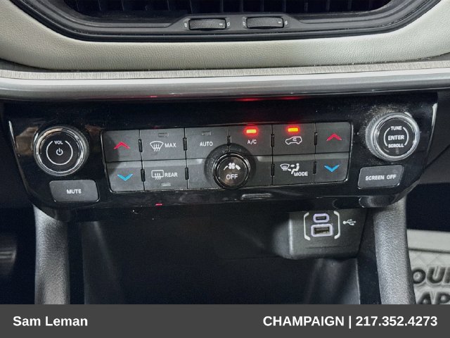 Used 2025 Jeep Compass Limited AWD/4WD image 15