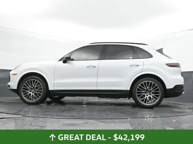 Used 2022 Porsche Cayenne image 48