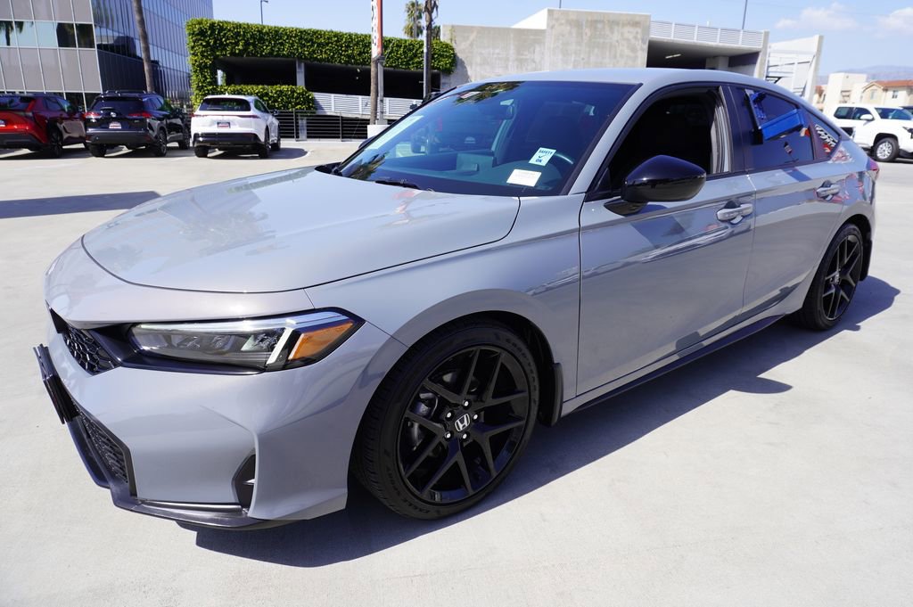 Used 2025 Honda Civic Sport image 4