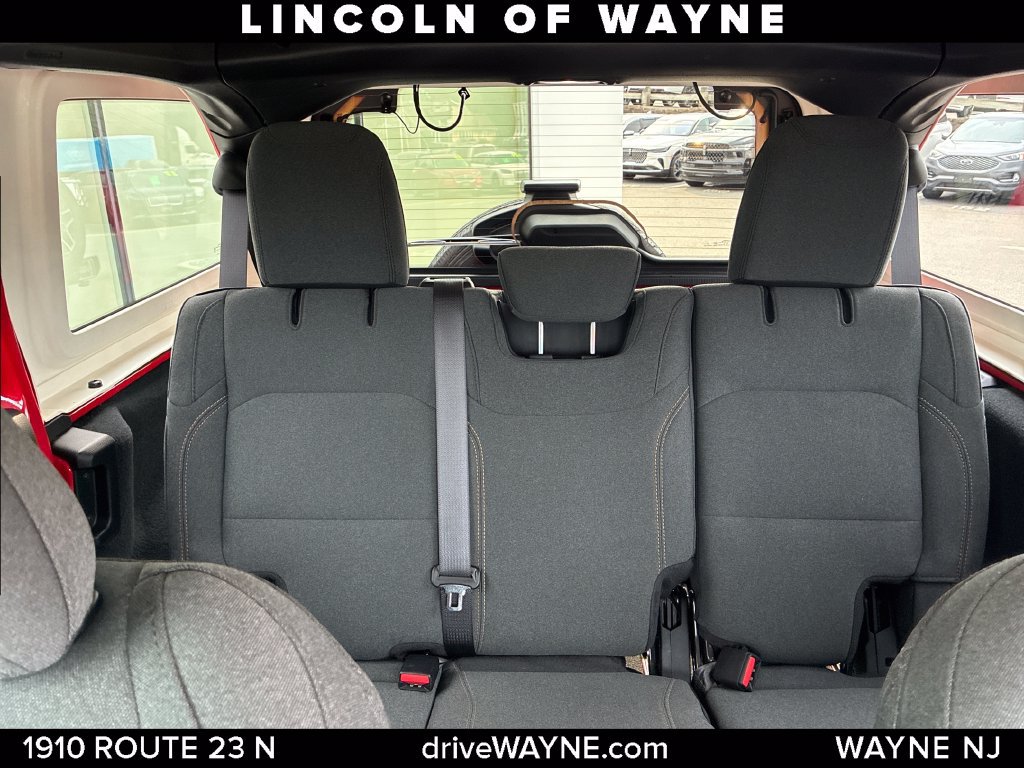 Used 2024 Jeep Wrangler Unlimited Sahara AWD/4WD image 14