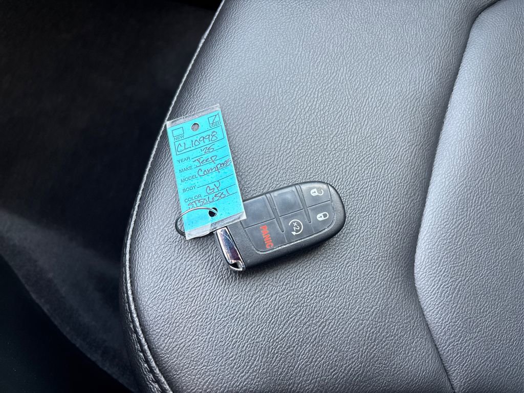 New 2025 Jeep Compass Limited image 36