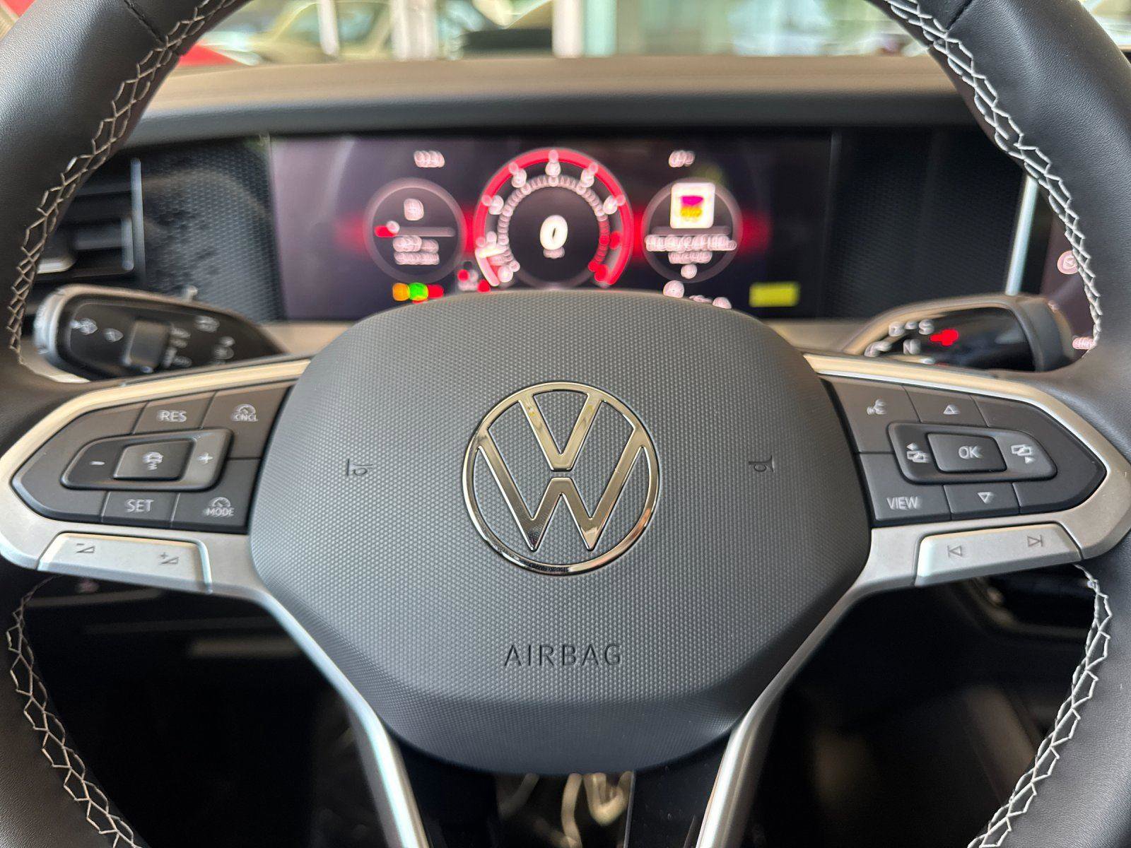 New 2026 Volkswagen Tiguan SE AWD/4WD image 22