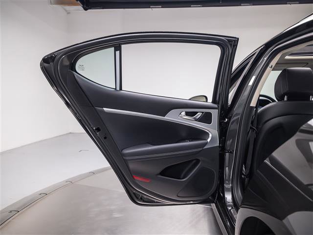 New 2026 Genesis G70 2.5T Prestige image 31