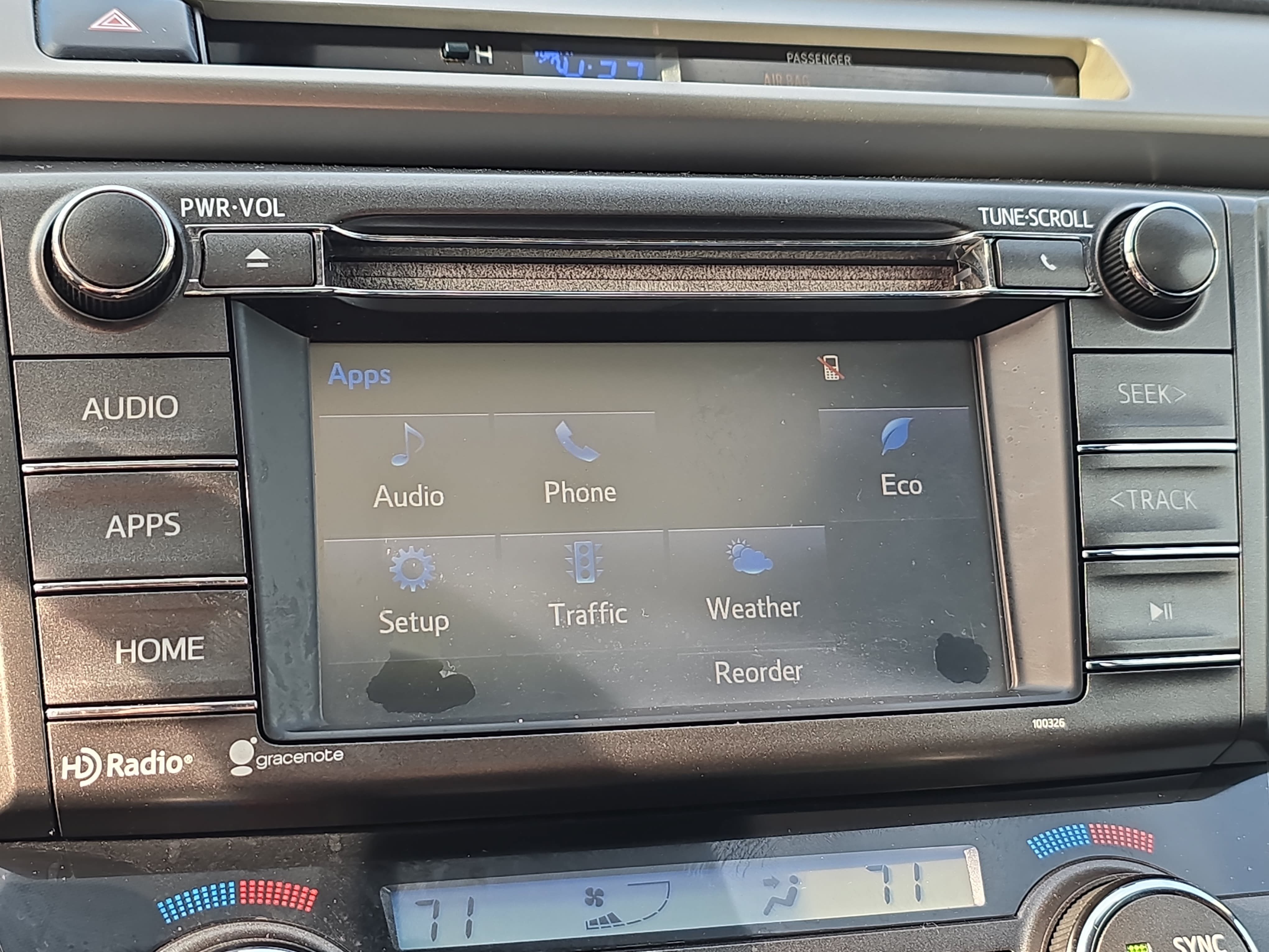 Used 2015 Toyota RAV4 XLE FWD image 21