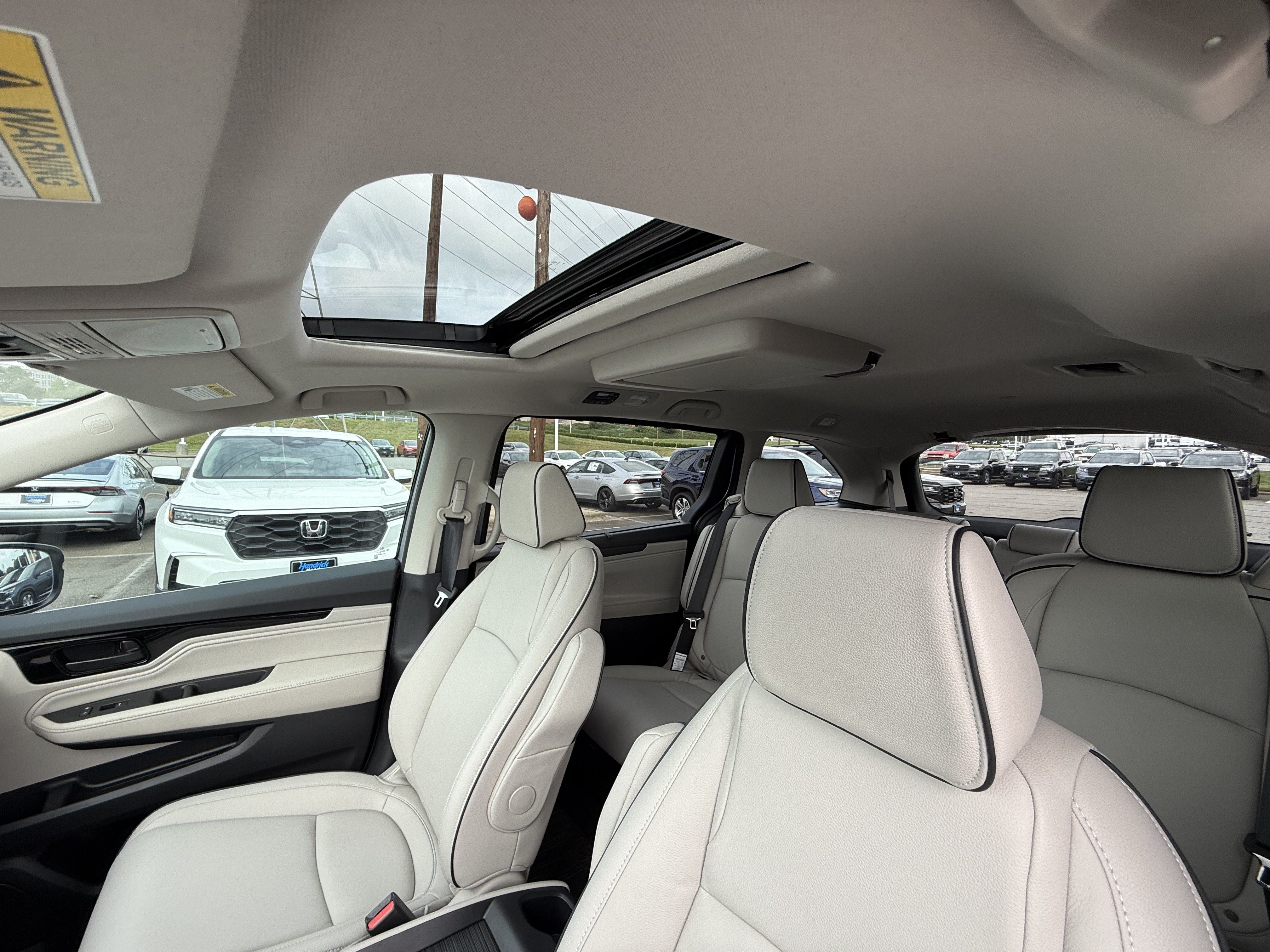 New 2027 Honda Odyssey Touring image 26
