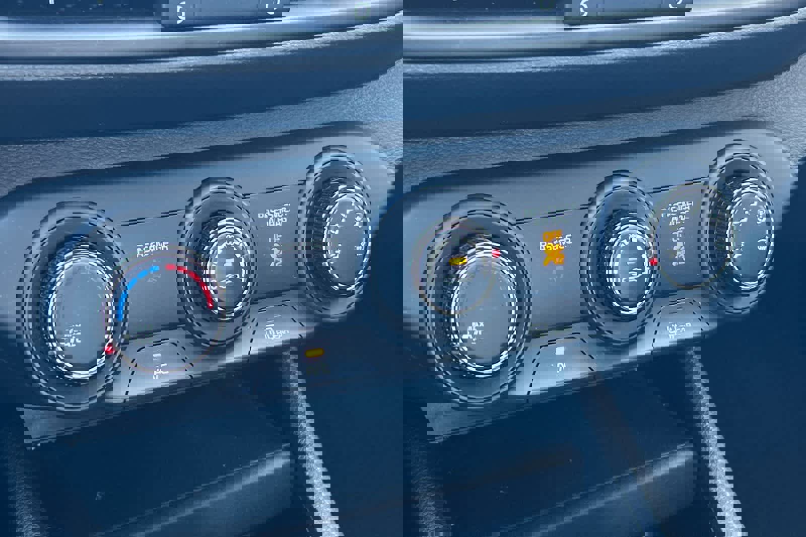 Used 2023 Kia Forte LXS image 20