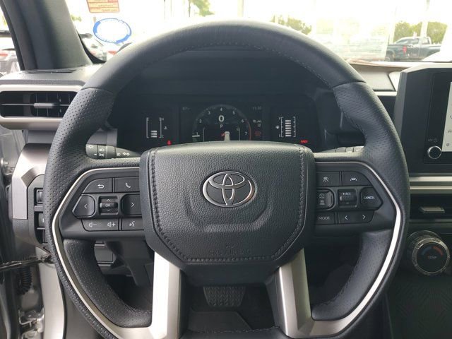 Used 2026 Toyota 4Runner SR5 image 16