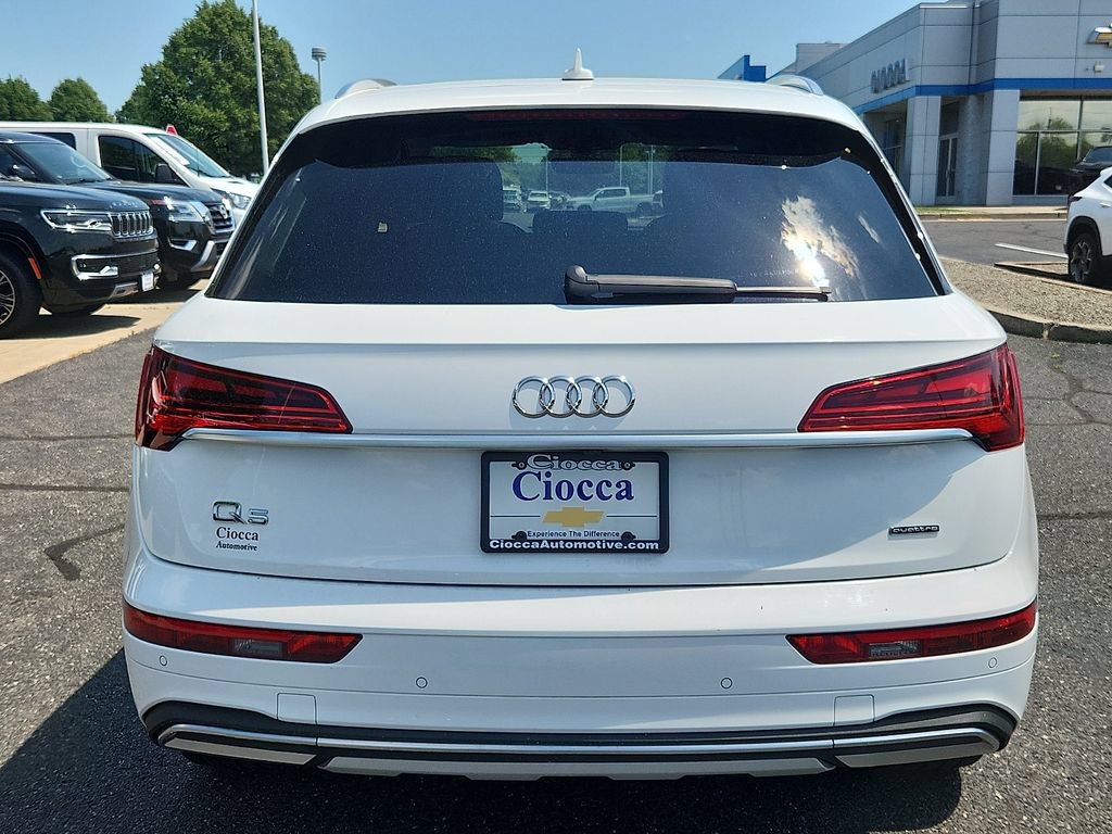 Used 2021 Audi Q5 2.0T Premium Plus w/ Premium Plus Package AWD/4WD image 5