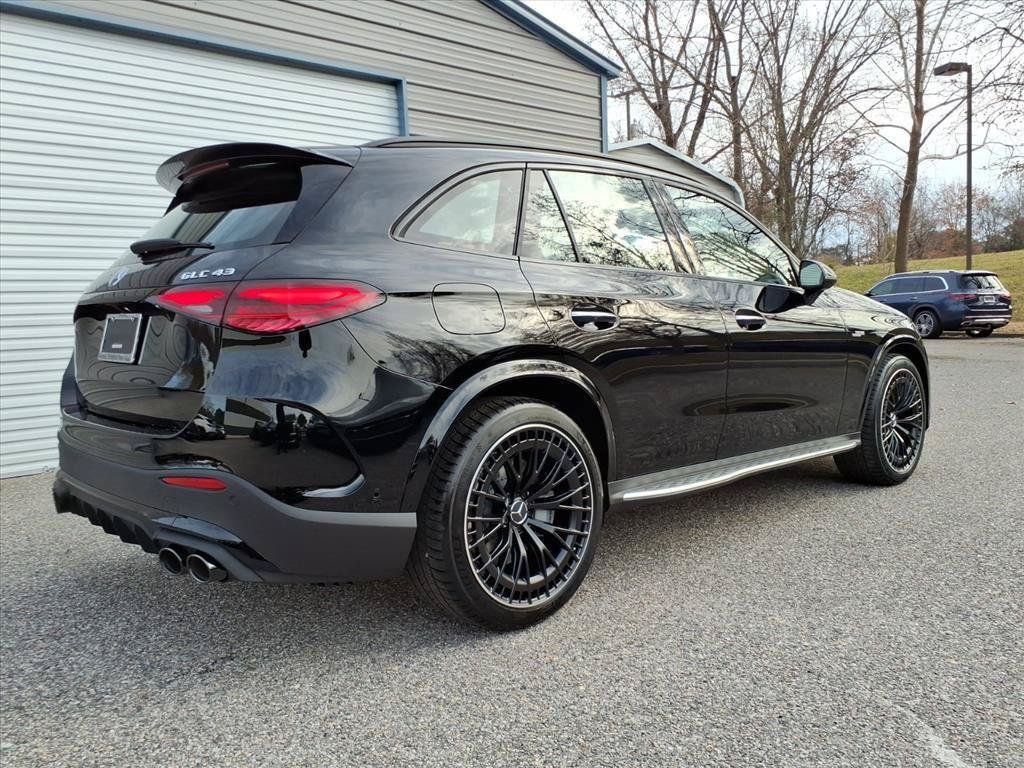 New 2026 Mercedes-Benz GLC 43 AMG 4MATIC image 8
