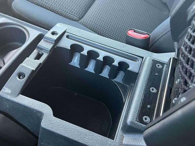 Used 2010 Jeep Commander Sport image 29