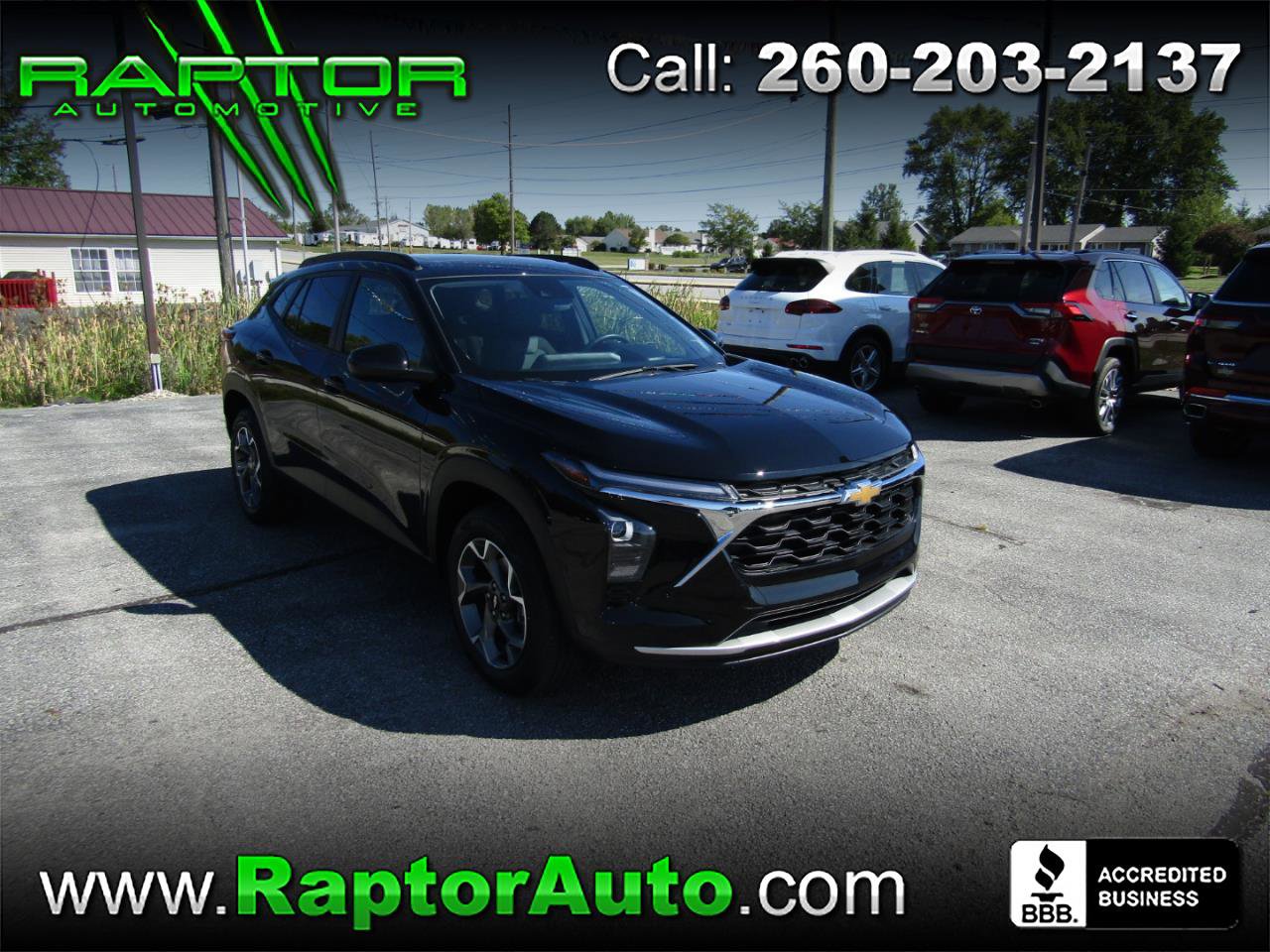 Used 2024 Chevrolet Trax LT w/ Sunroof Package image 1