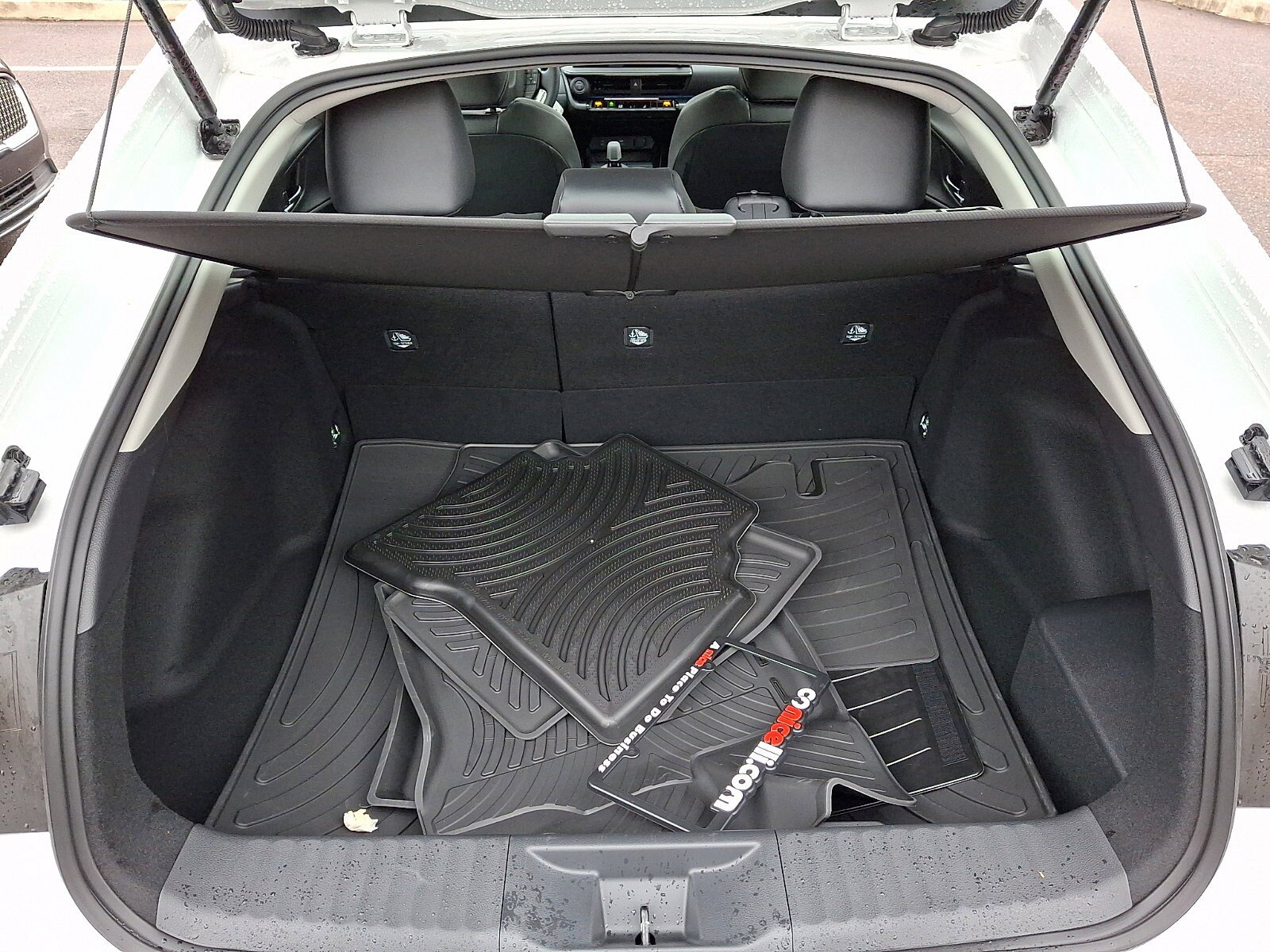 Used 2026 Toyota Prius AWD image 29