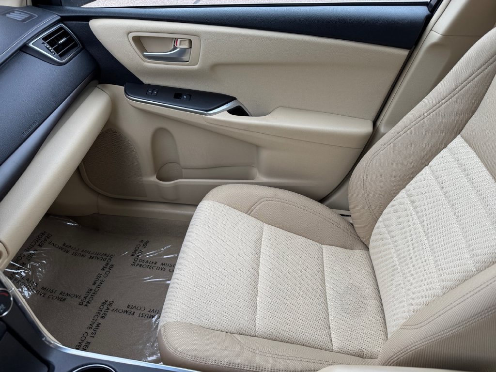Certified 2017 Toyota Camry LE FWD image 30