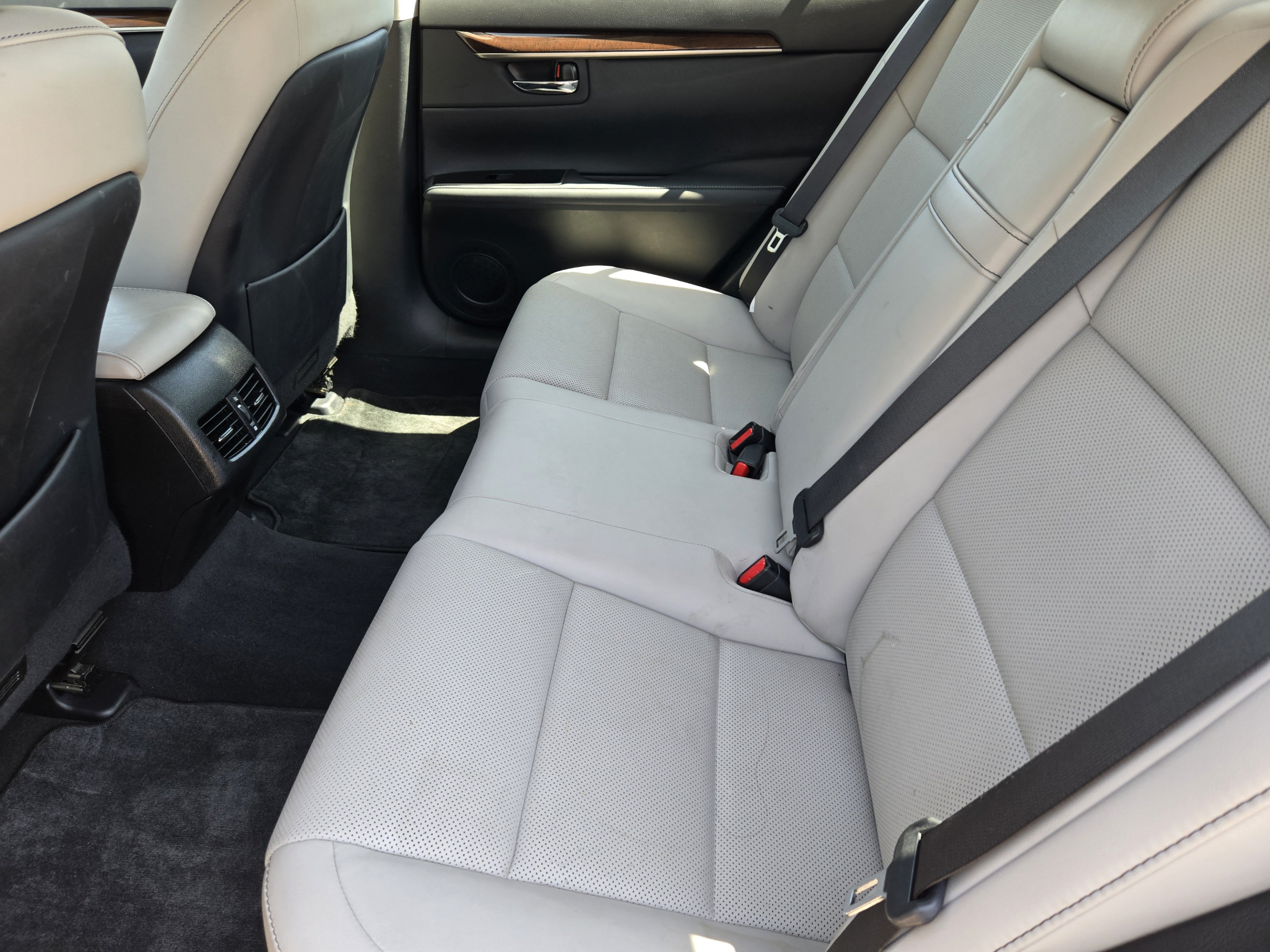 Used 2018 Lexus ES 350 w/ Premier Package FWD image 30