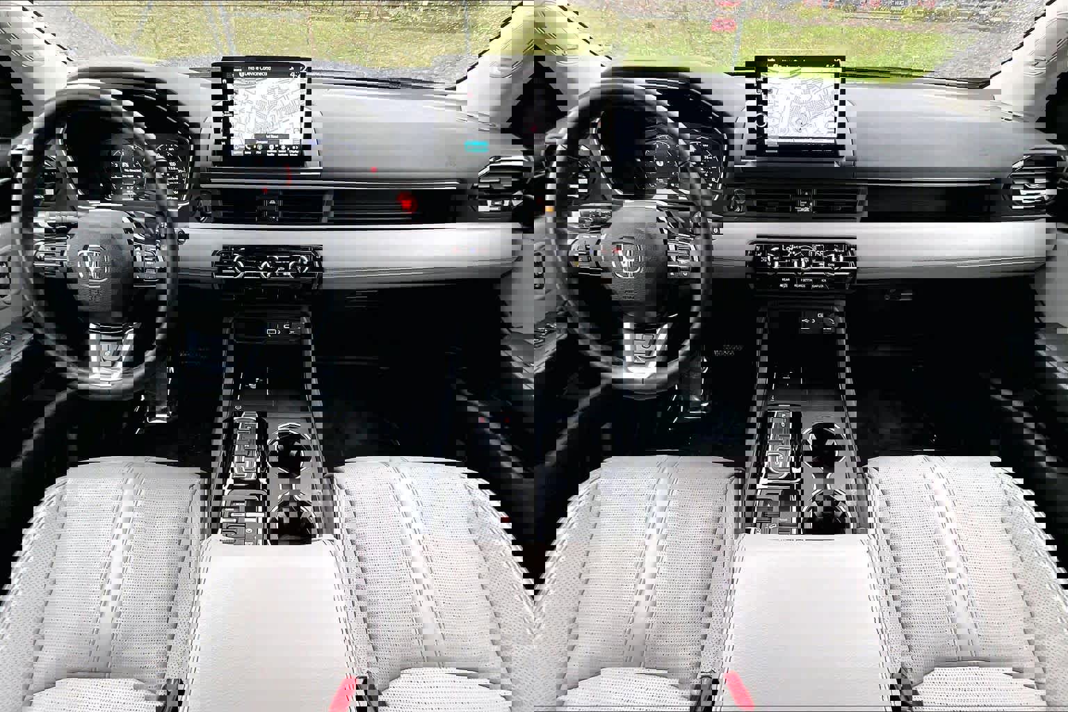 Used 2024 Honda Pilot Elite image 16