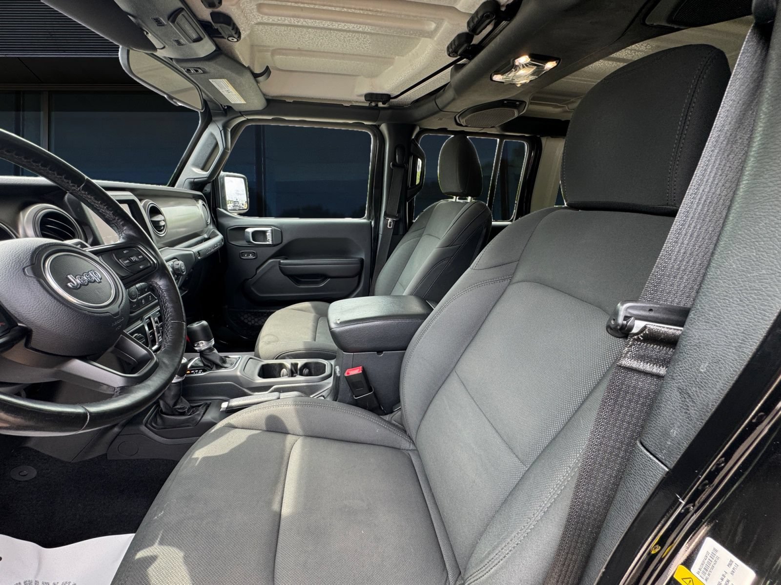 Used 2020 Jeep Wrangler Unlimited Sport S AWD/4WD image 2