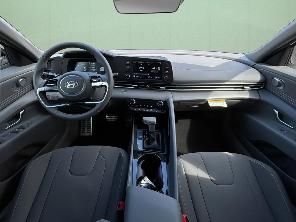 Certified 2026 Hyundai Elantra SEL Sport image 24