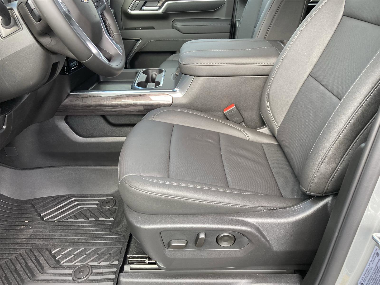 New 2026 Chevrolet Silverado 2500 LTZ w/ LTZ Plus Package image 25