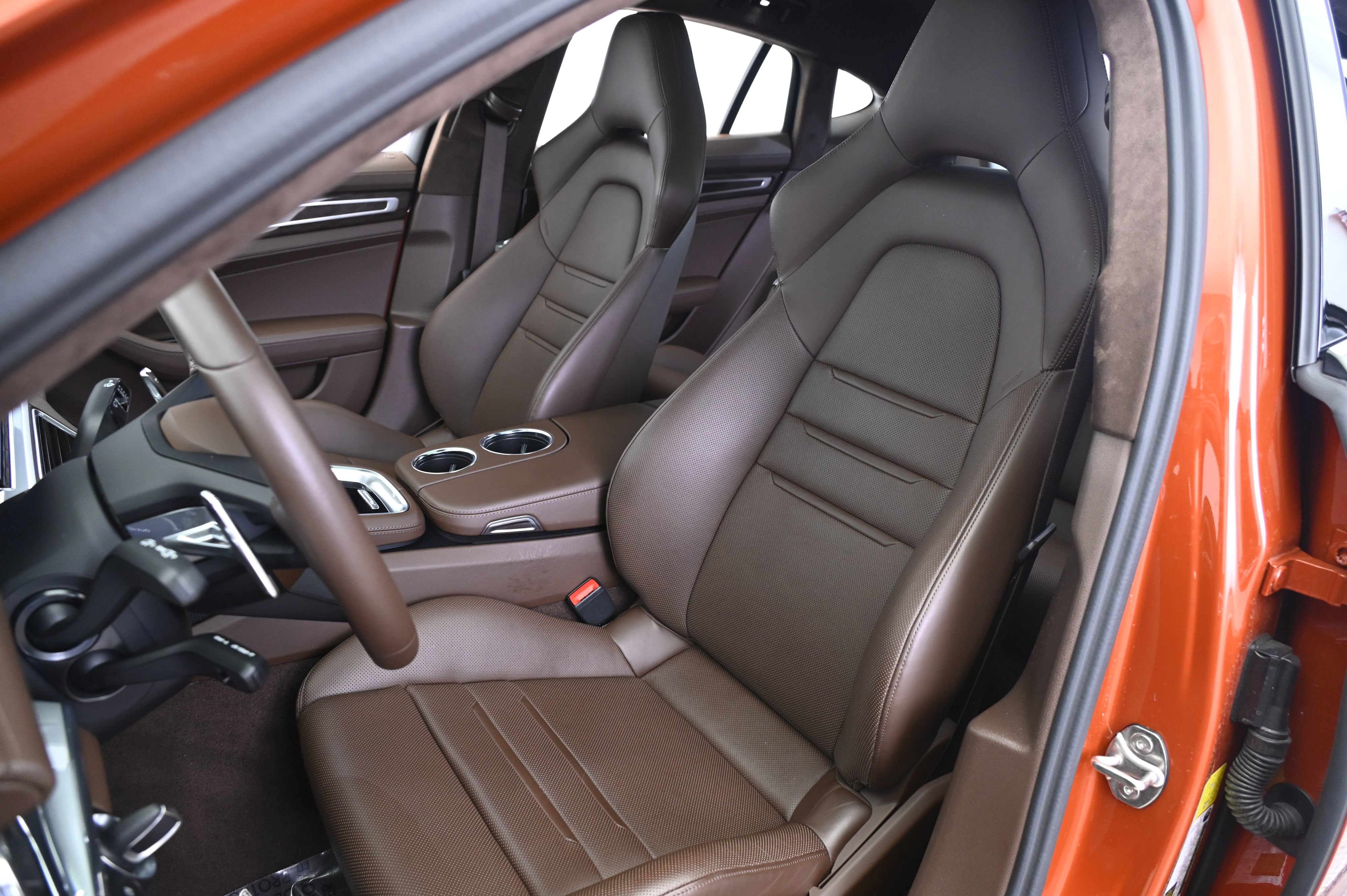 Used 2023 Porsche Panamera GTS image 30