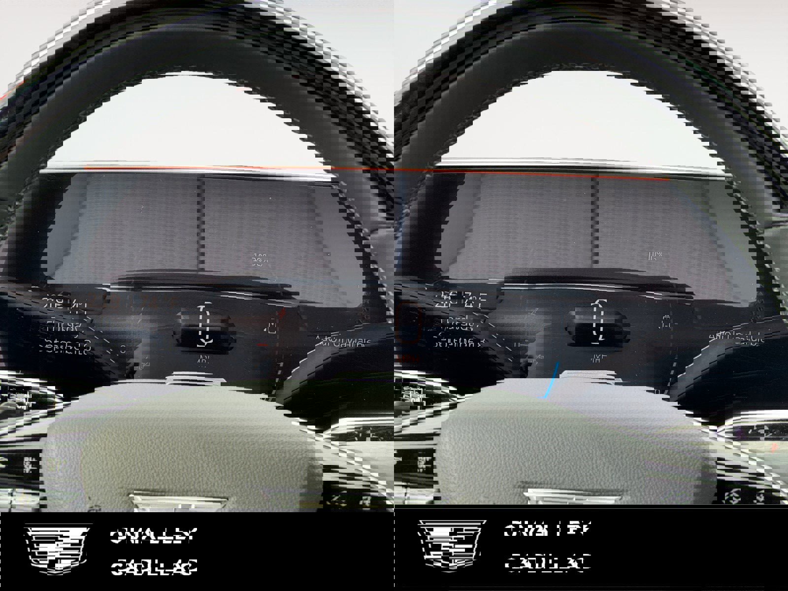 New 2026 Cadillac Lyriq Premium Luxury w/ LPO, Floor Liner Package AWD/4WD image 15