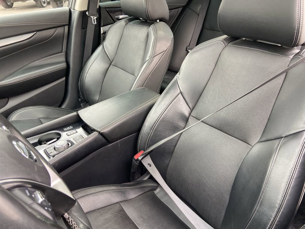 Used 2018 Nissan Maxima 3.5 SL FWD image 16
