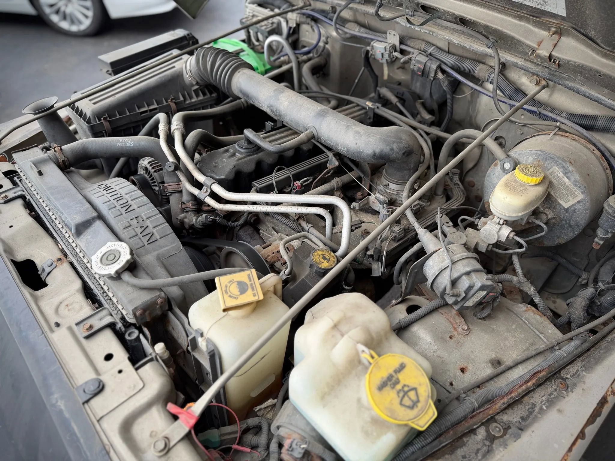 Used 2004 Jeep Wrangler Sahara w/ Dual Top Group image 30