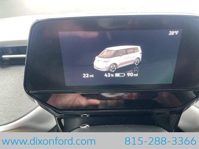 Used 2025 Volkswagen ID. Buzz Pro S RWD image 17