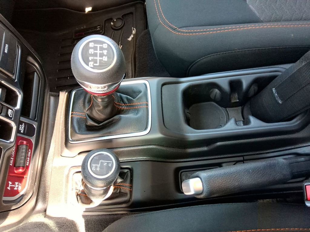 Certified 2023 Jeep Gladiator Mojave image 15