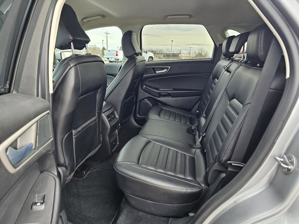Used 2024 Ford Edge SEL image 12