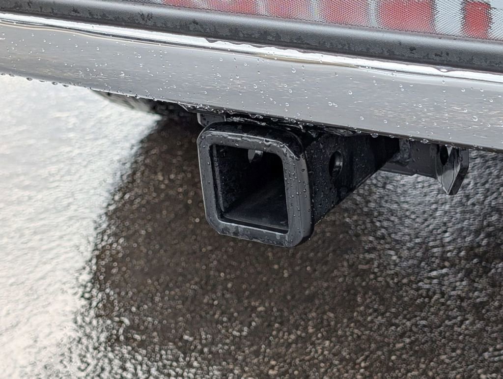 New 2024 Ford F150 XLT w/ Equipment Group 302A MID image 19