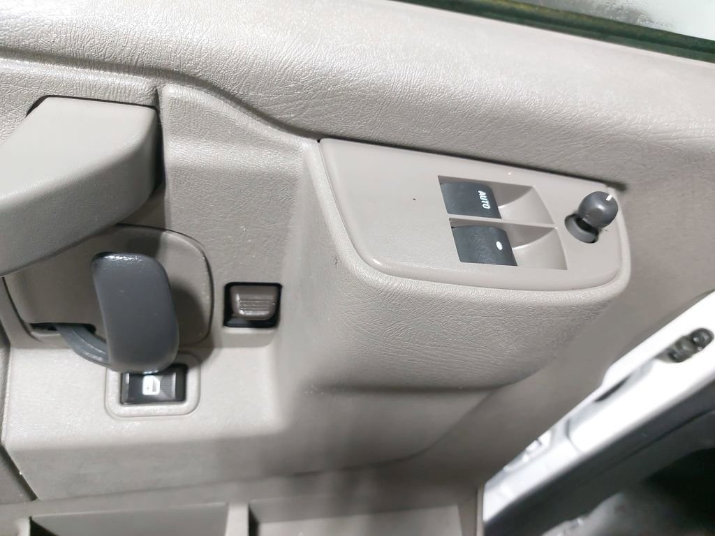 Used 2024 GMC Savana 2500 w/ Driver Convenience Package image 25