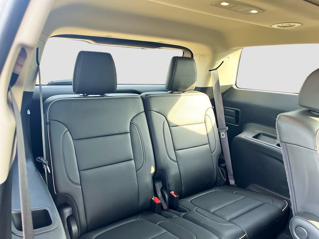 Used 2021 GMC Acadia Denali w/ Denali Technology Package FWD image 29
